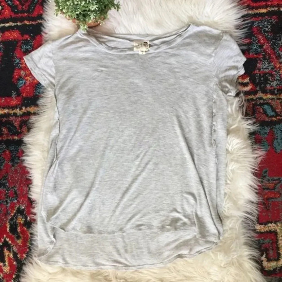 LA HEARTS | Heather Gray Side Slit High Low Large - Picture 3 of 8